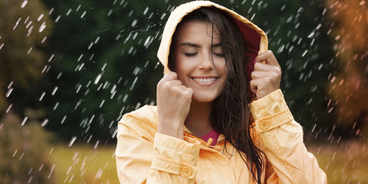 How To Craft a Rain-Proof Makeup Look for Wet Weather Days