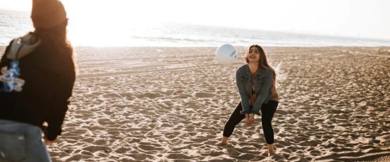 Discover the Fun and Excitement of Volleyball: A Sport for Everyone