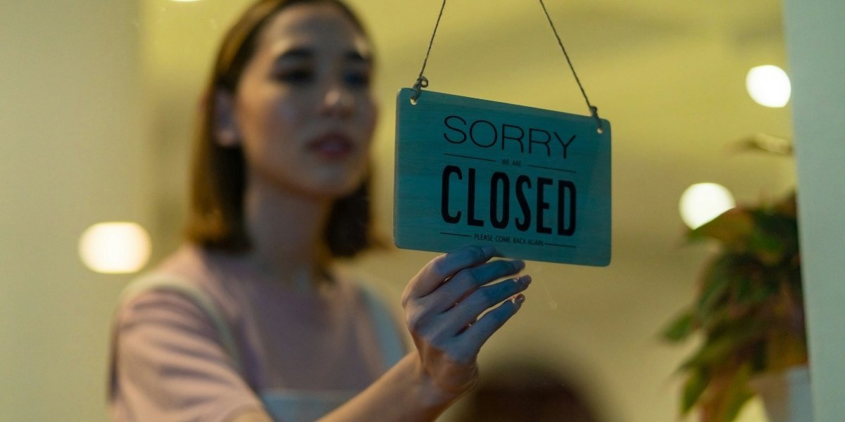 Portland’s Bar & Bistro Closures Reflect Economic Strain in PDX