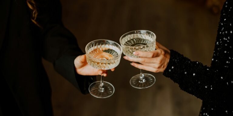 Sophisticated Champagne Gifts to Impress Your Loved Ones