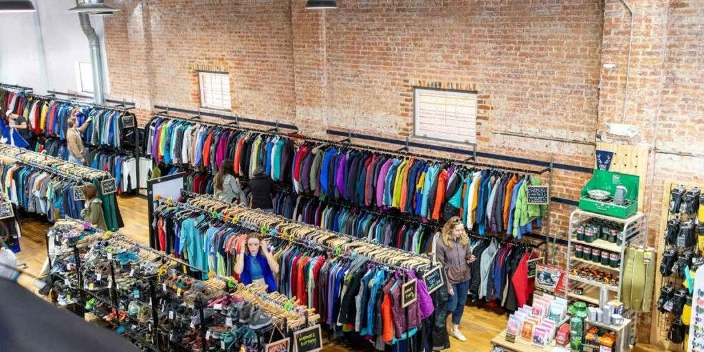 Next Adventure to Close All Portland-Area Stores