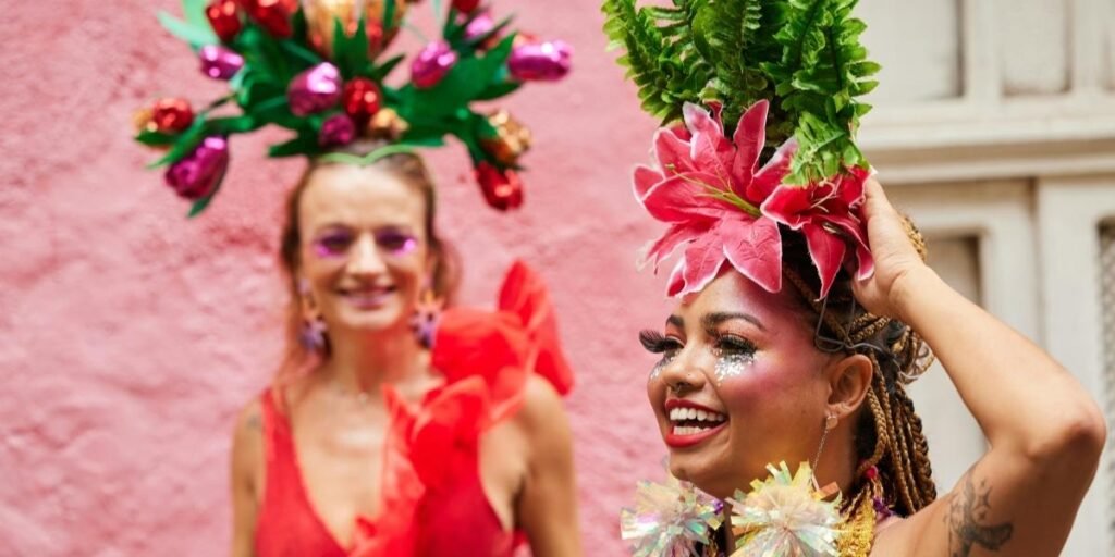 Portland Rose Festival Ends With Combined Downtown Parade