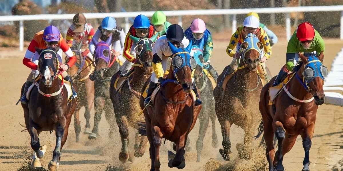 Grants Pass Downs Preserves Oregon Horse Racing as Last Commercial Track